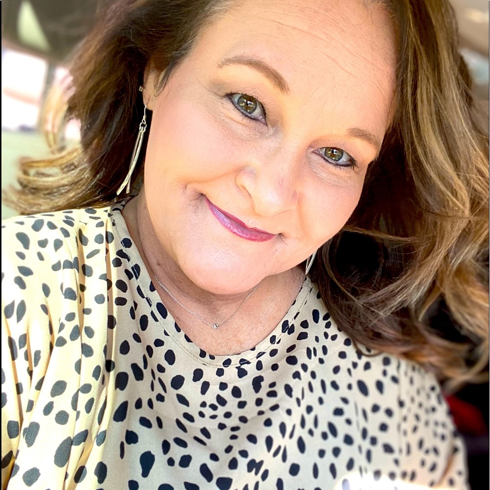 Meet your Posher, Shari